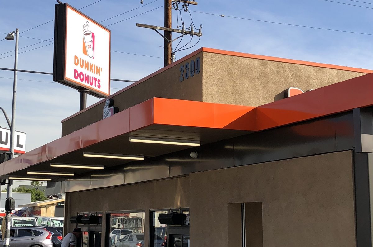 Dunkin Donuts opens at Western Plaza Shopping Center